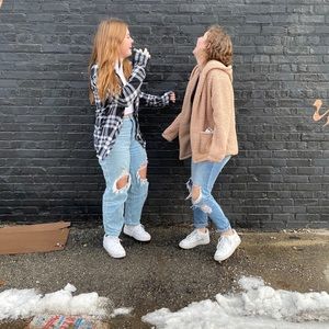 Meet your Posher, Mae